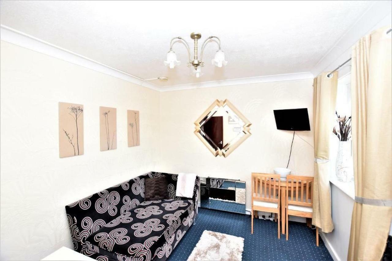 Bridle Lodge Apartments Блекпул Екстериор снимка